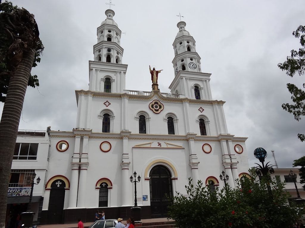 iglesia de dia